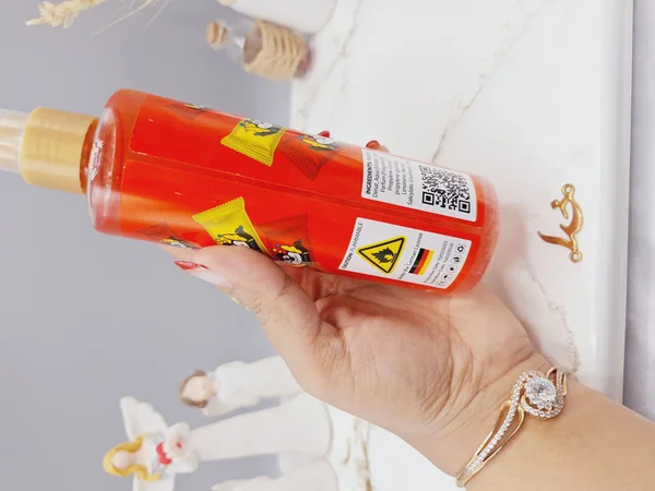 بادی اسپلش فانتزی شاین دار ونیس رایحه آدامس خرسی حجم 260 میل