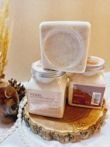 اسکراب شنی صورت و بدن رایحه مروارید فیکاوجی FEICAOJI کد 137282