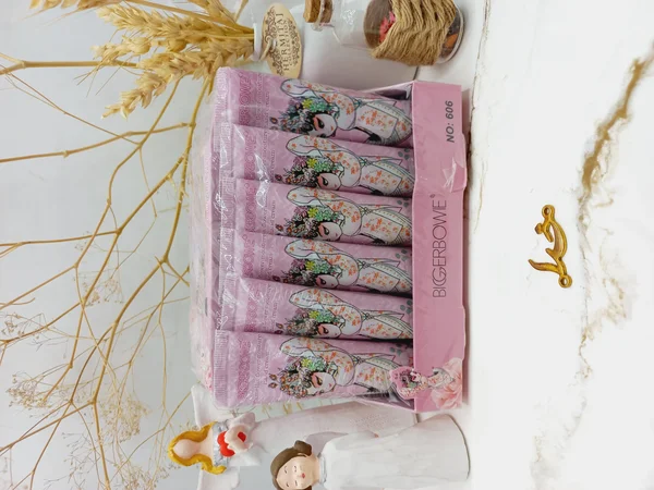 کرم دست مرطوب کننده و آبرسان طرح دختر BIGERBOWS‏ کد 606