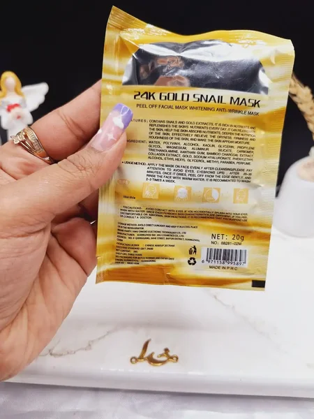 ماسک‌ پیل آف حلزون طلای 24 عیار برند سون سونگ کد 68281_02M