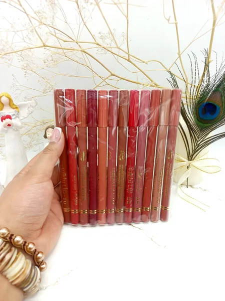 رژ مدادی بدون تراش دو خط طلایی بسته 12 عددی کالیستا (با کیفیت)