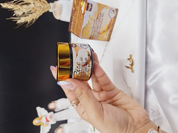 کرم شب برنج بازسازی کننده و ضد چروک وکالی اصلی WOKALI کد WKL 746