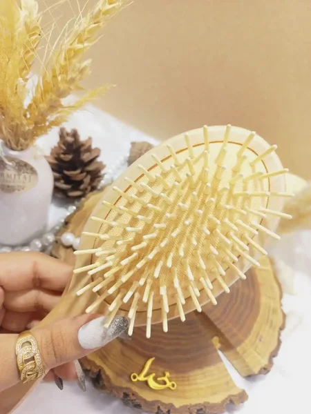 برس مو بامبو کف کرمی دندانه چوبی بیضی سایز بزرگ | فروش عمده