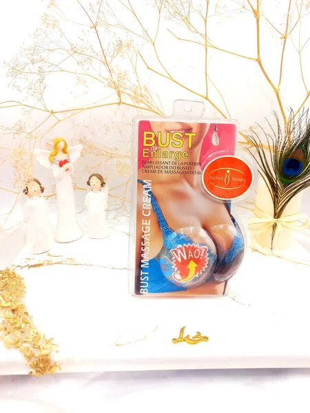 کرم حجم دهنده و سفت کننده سینه آیچون بیوتی AICHUN BEAUTY کد AC31329