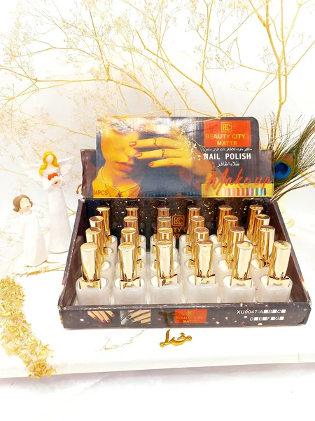 لاک پرطرفدار پاپیونی سفید برند بیوتی سیتی BEAUTY CITY کد XU0047