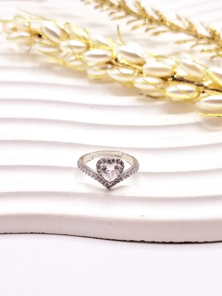 انگشتر تعهد حلقه نامزدی فول نگین قلبی فری سایز