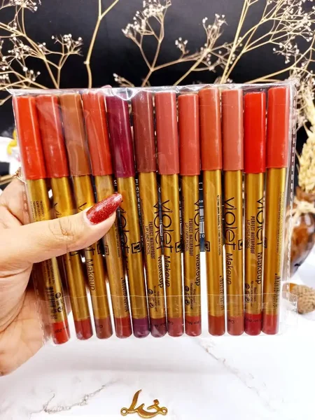 رژ مدادی ضدآب ویولت طلایی بدون تراش