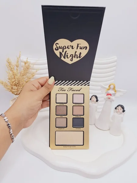 پالت سایه Too Faced مدل جشن شامپاینی ( کارتن مشکی)