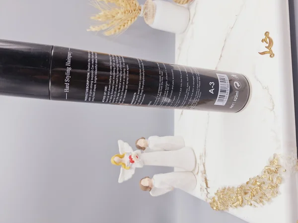 اسپری و تافت مو قوی سبک برند STYLIST حجم 420 میل کد 5803