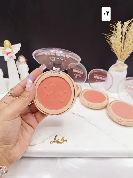 رژ گونه دایره ای طرح قلب مینی کوئین Mini Queen کد MQ 136B