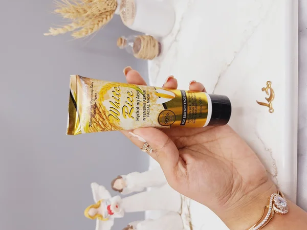 ماسک صورت برنج سفید کننده وترمیم کننده انواع پوست برند کایلی بیوتی KaliyaBeauty  کدZ200