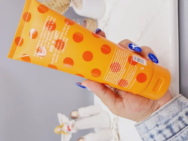 لوسیون عطری خال خالی فوق العاده خوشبو و آبرسان برند PINK IN SWEET حجم 236 گرم مدل Love &amp; Romance کد 6375