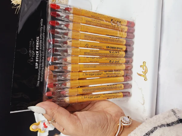 رژ مدادی تراش دار برند تاپ لیدی TOP LADY اورجینال اصلی کد 5713