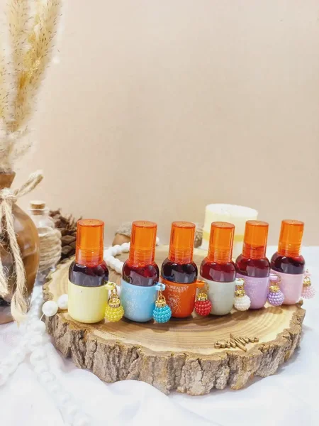 تینت لب فاور بیوتی طرح بطری مروارید دار کد LG3097